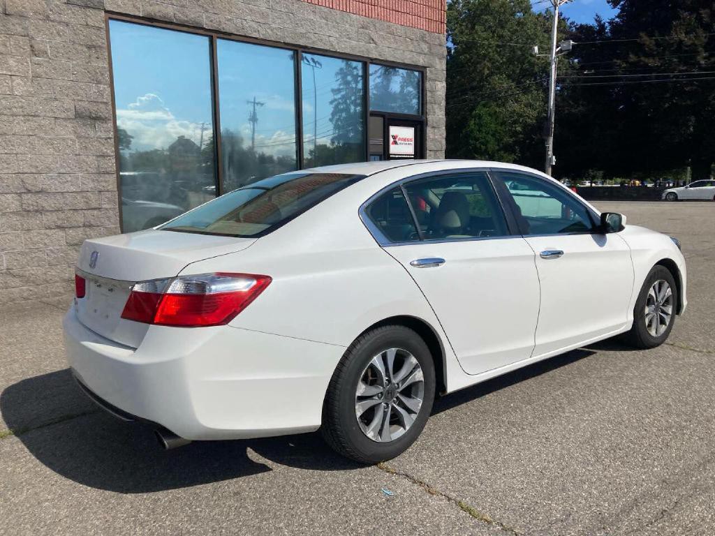 2015 Honda Accord Image 4