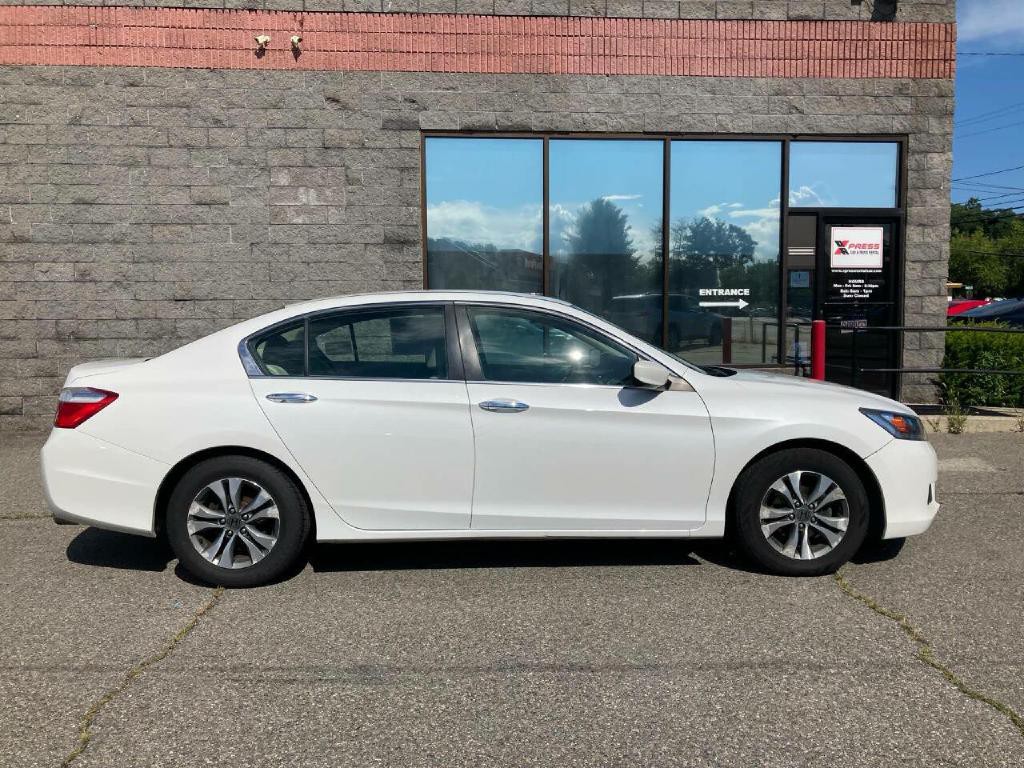 2015 Honda Accord Image 7
