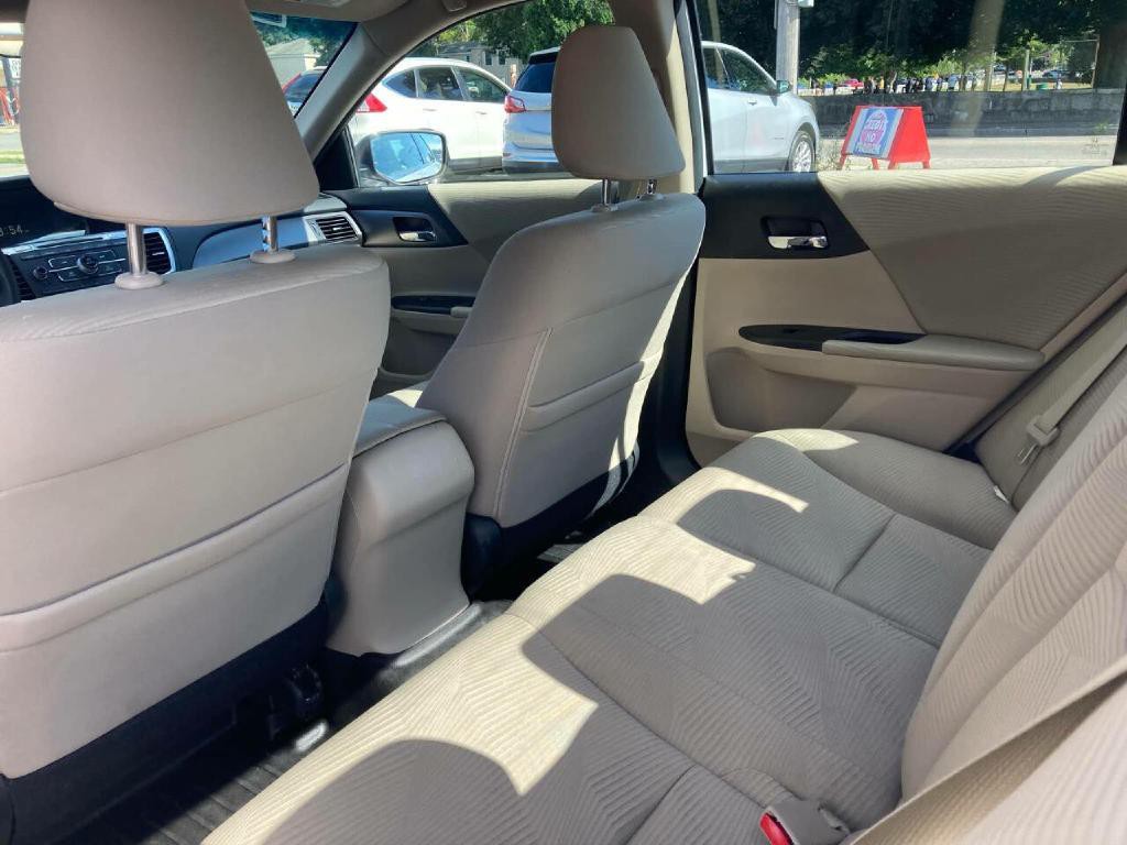 2015 Honda Accord Image 10