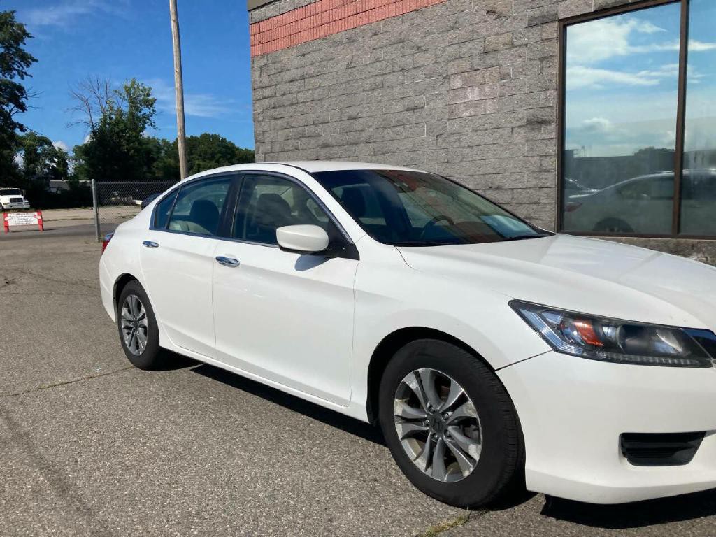 2015 Honda Accord Image 11