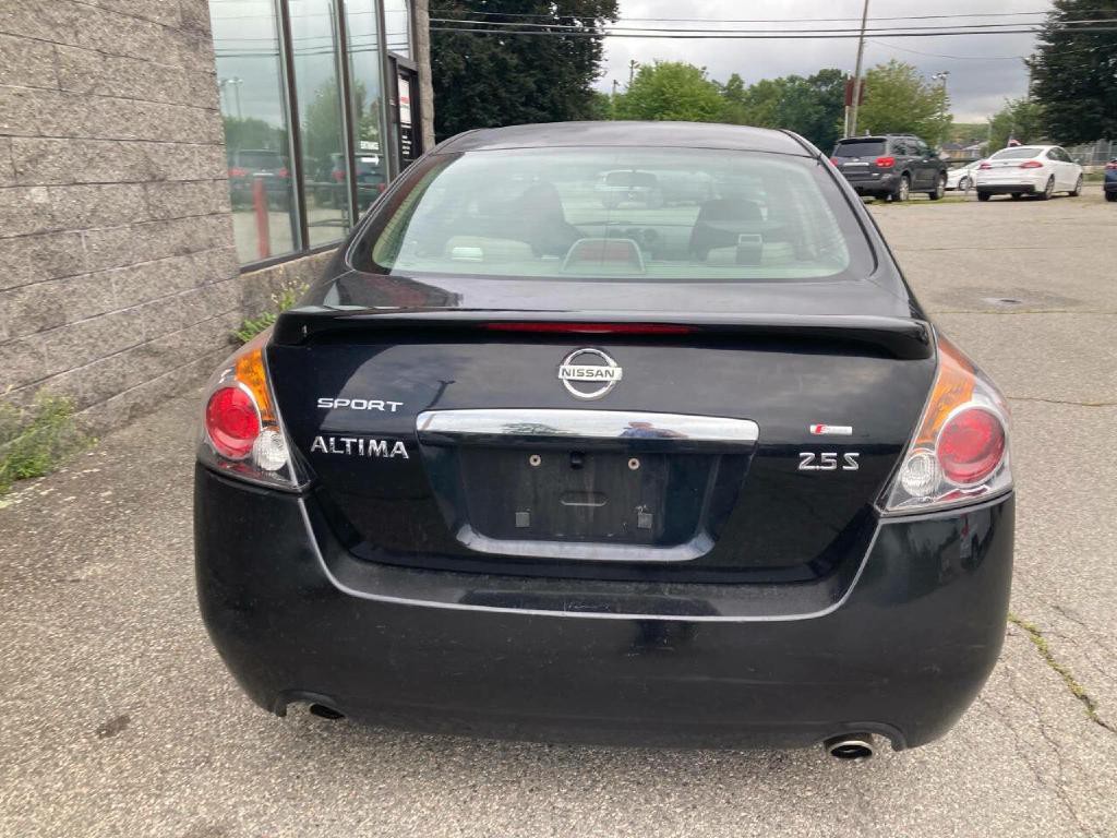 2007 Nissan Altima Image 9
