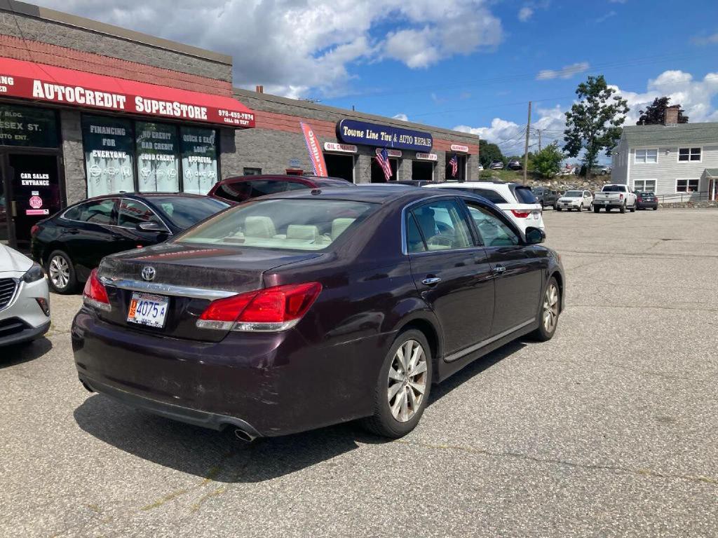 2011 Toyota Avalon Image 7