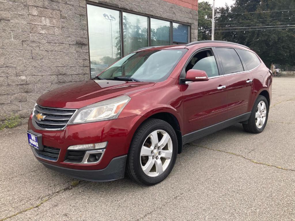 2017 Chevrolet Traverse Image 2