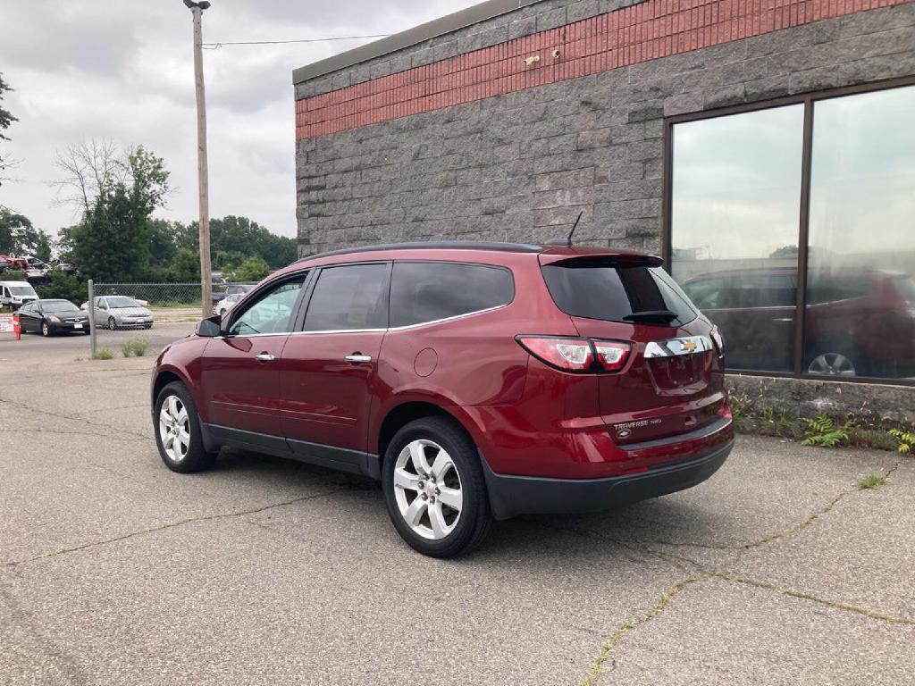 2017 Chevrolet Traverse Image 8