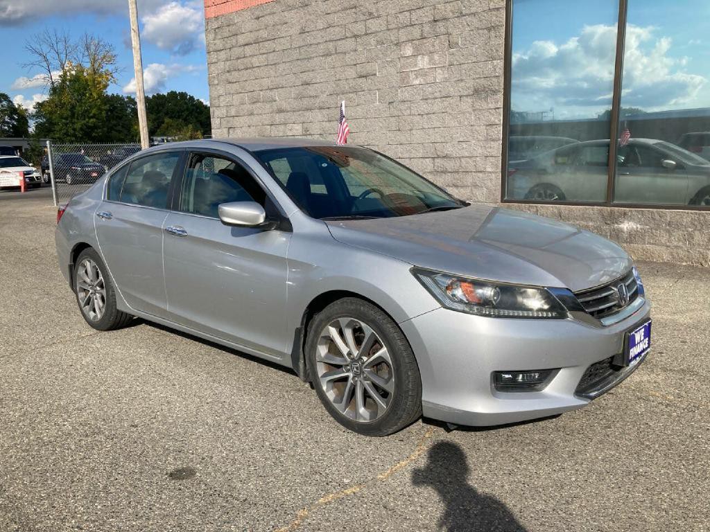 2015 Honda Accord Image 2