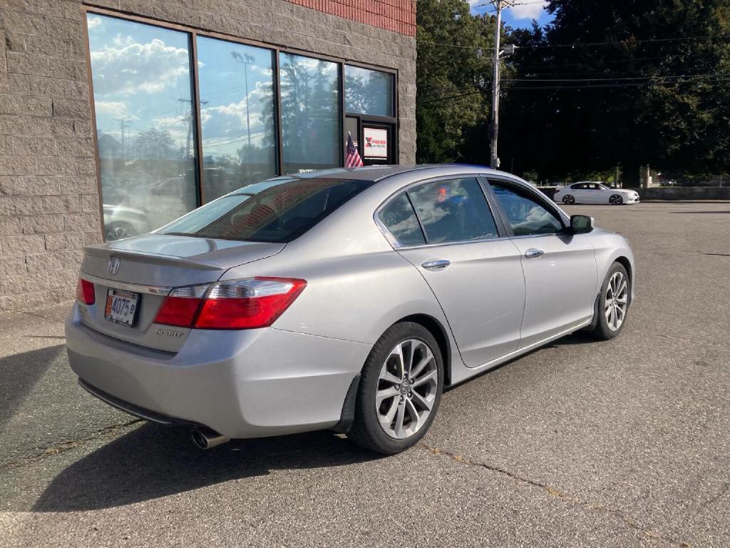 2015 Honda Accord Image 6
