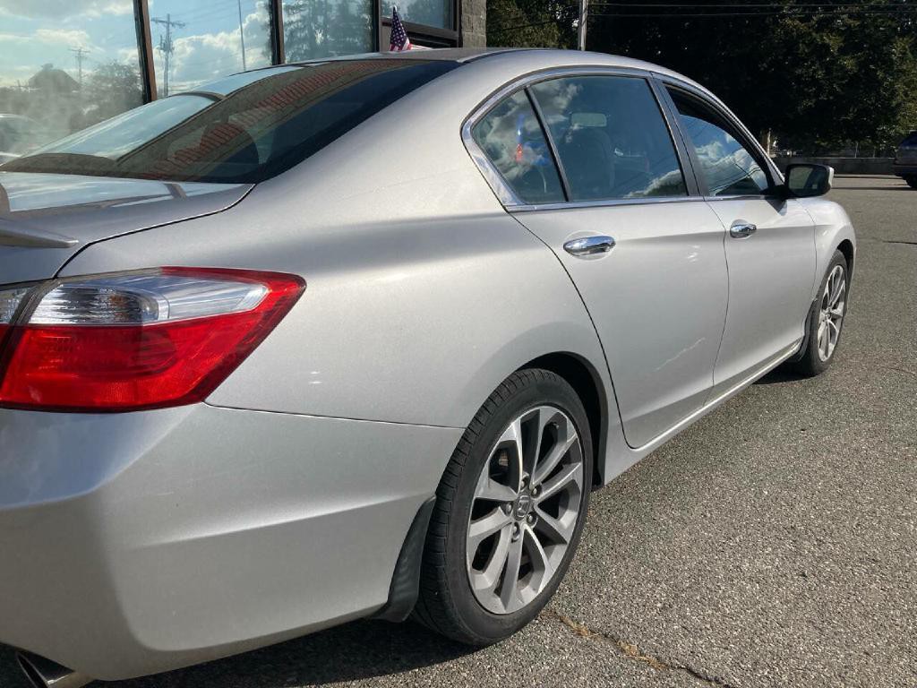 2015 Honda Accord Image 7