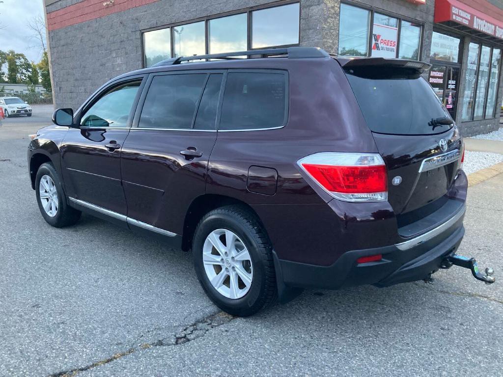 2012 Toyota Highlander Image 23