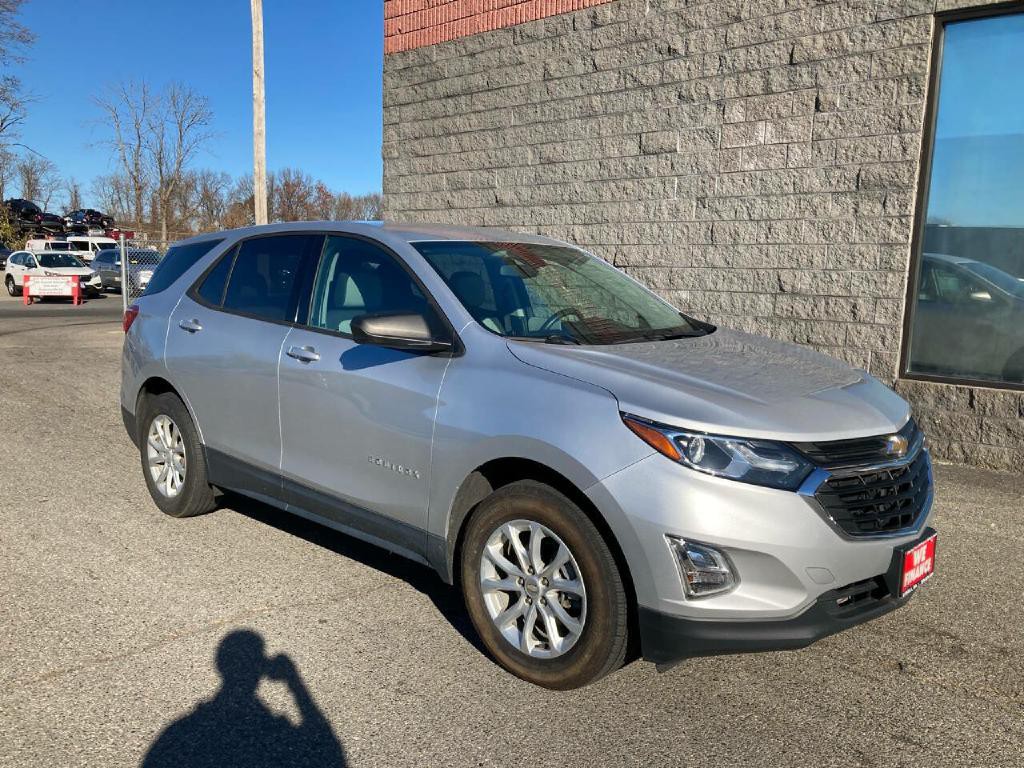 2019 Chevrolet Equinox Image 2