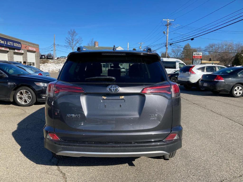 2018 Toyota Rav4 Image 11