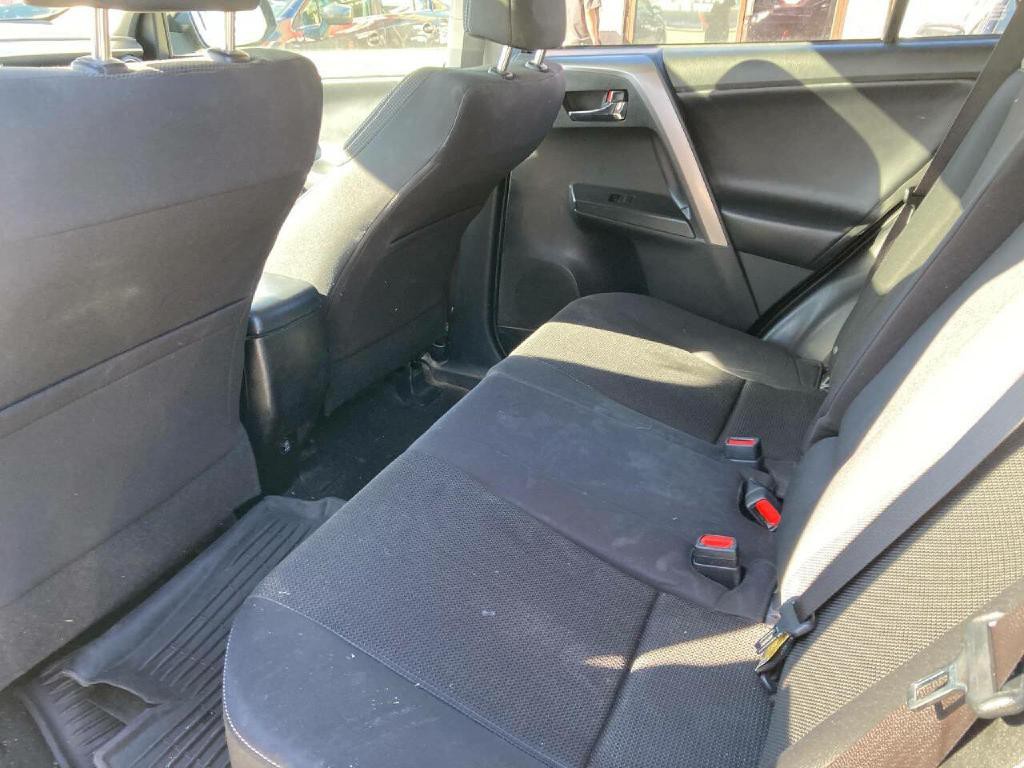 2018 Toyota Rav4 Image 12