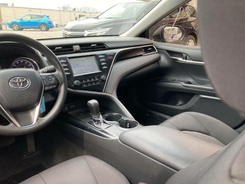 2018 Toyota Camry Image 5