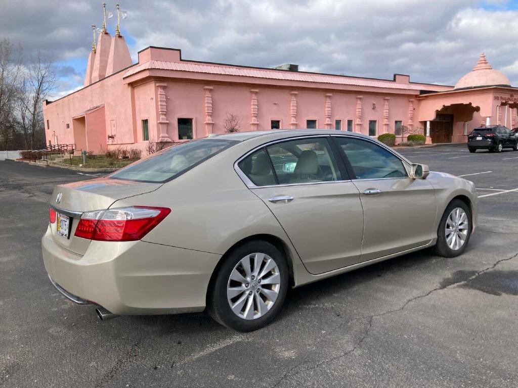 2013 Honda Accord Image 10