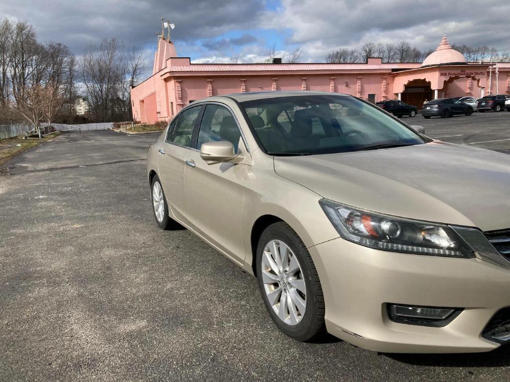 2013 Honda Accord Image 13