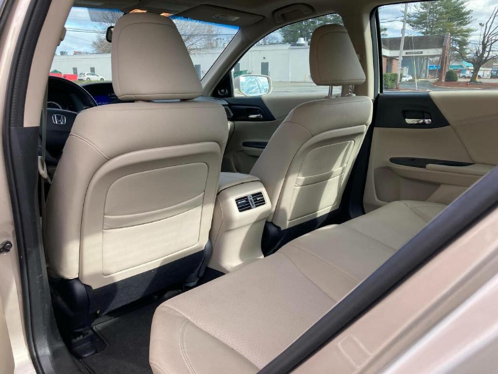 2013 Honda Accord Image 15