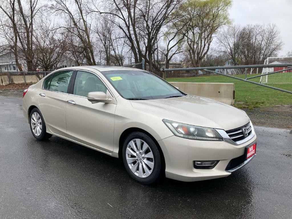 2013 Honda Accord Image 1