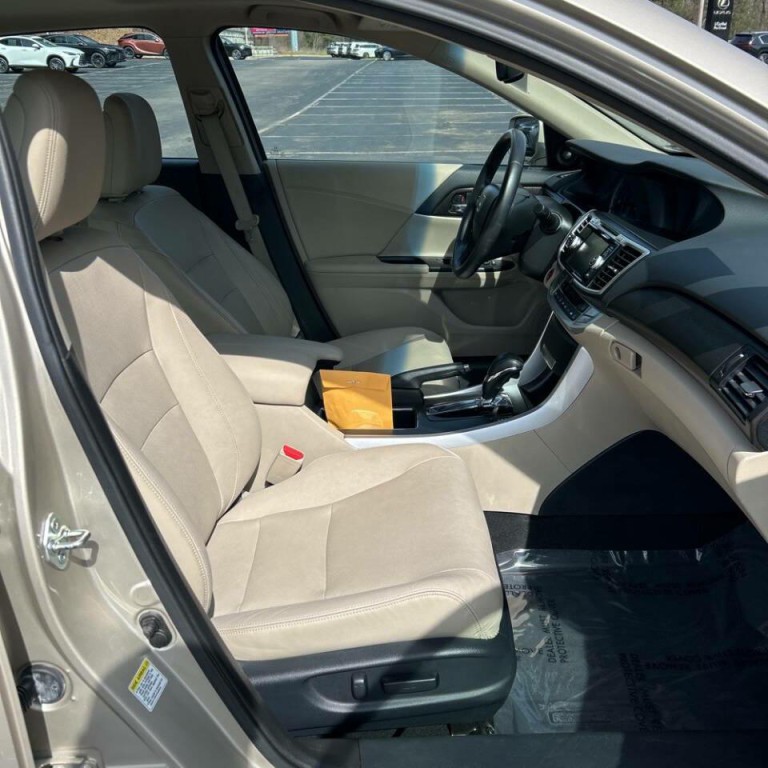 2013 Honda Accord Image 3