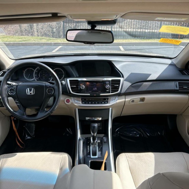 2013 Honda Accord Image 7