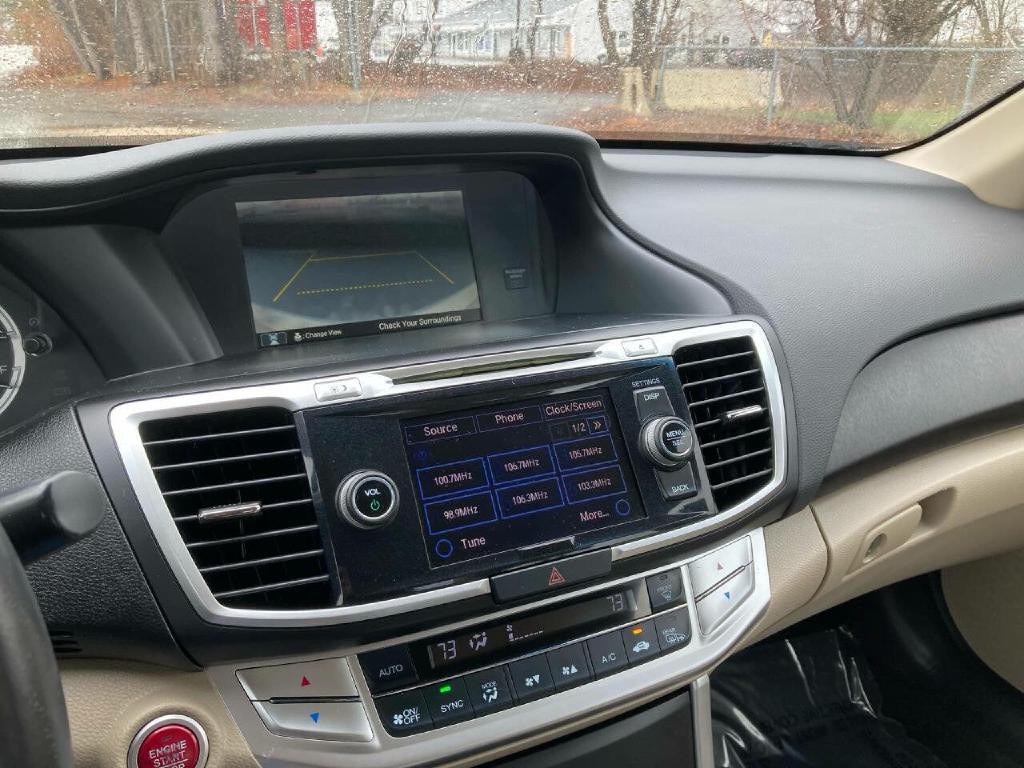 2013 Honda Accord Image 13