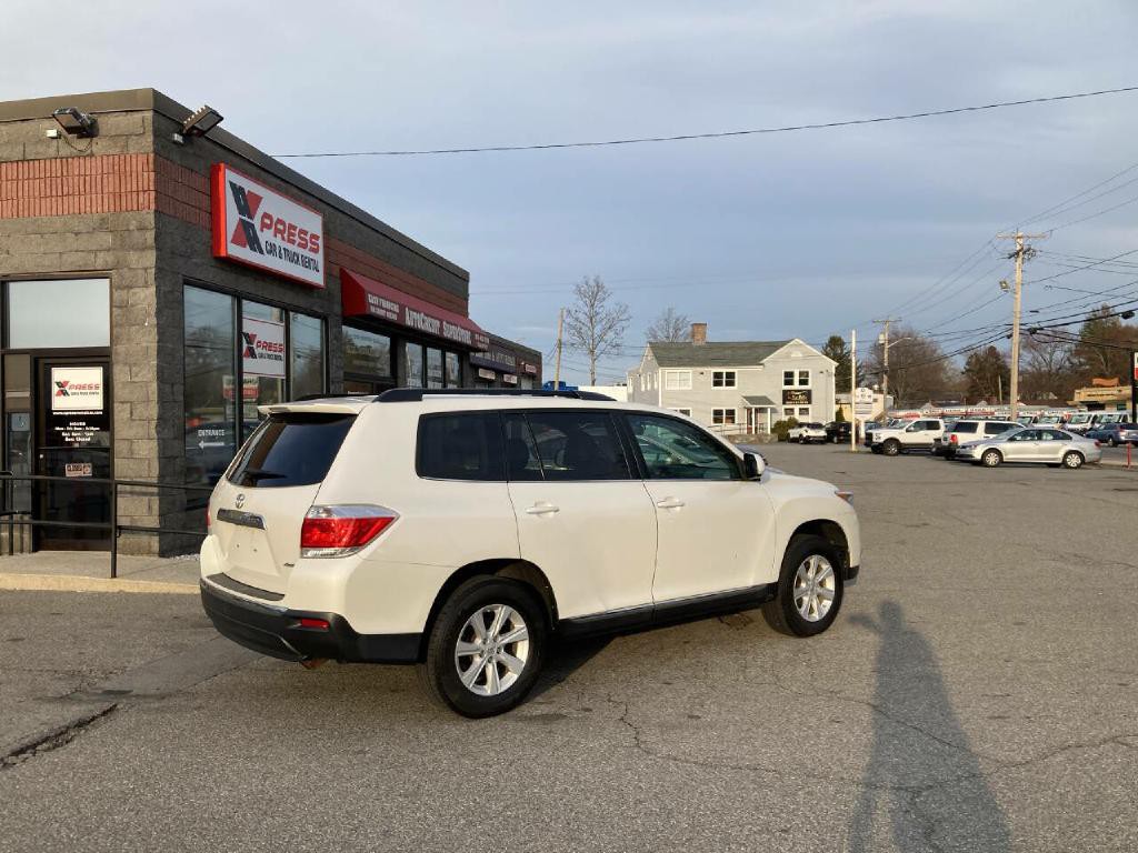 2013 Toyota Highlander Image 12