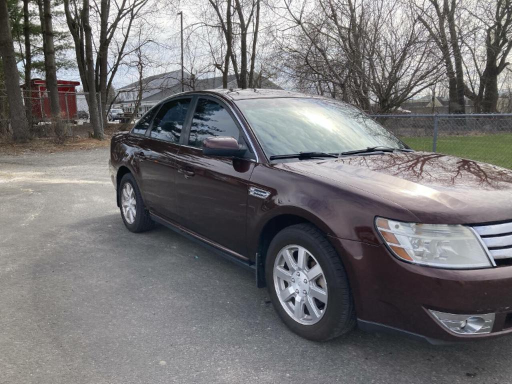 2009 Ford Taurus Image 9