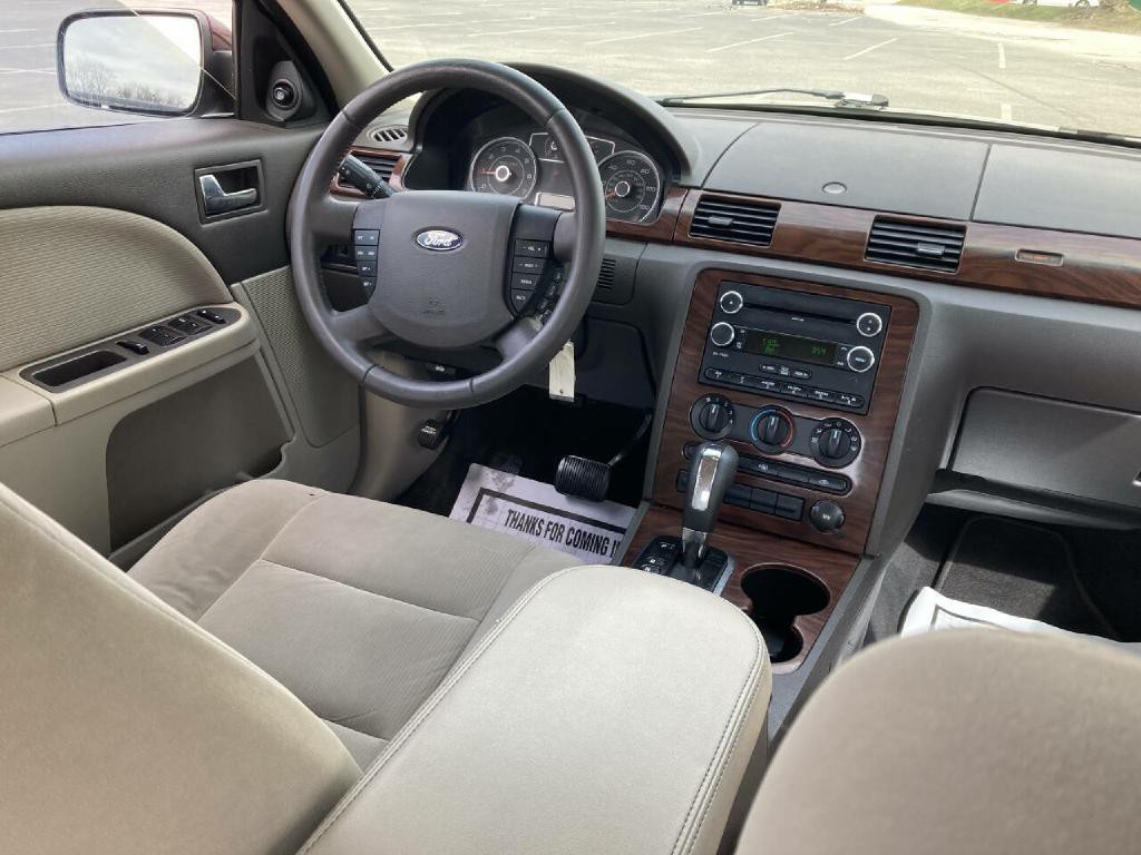 2009 Ford Taurus Image 13