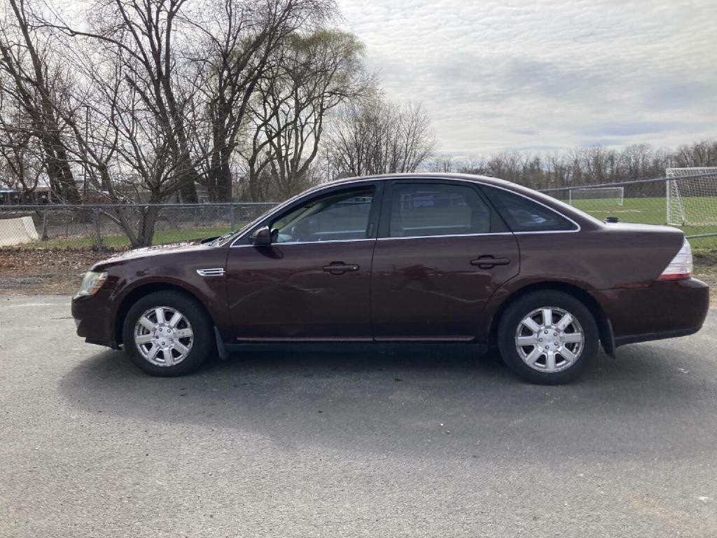 2009 Ford Taurus Image 18