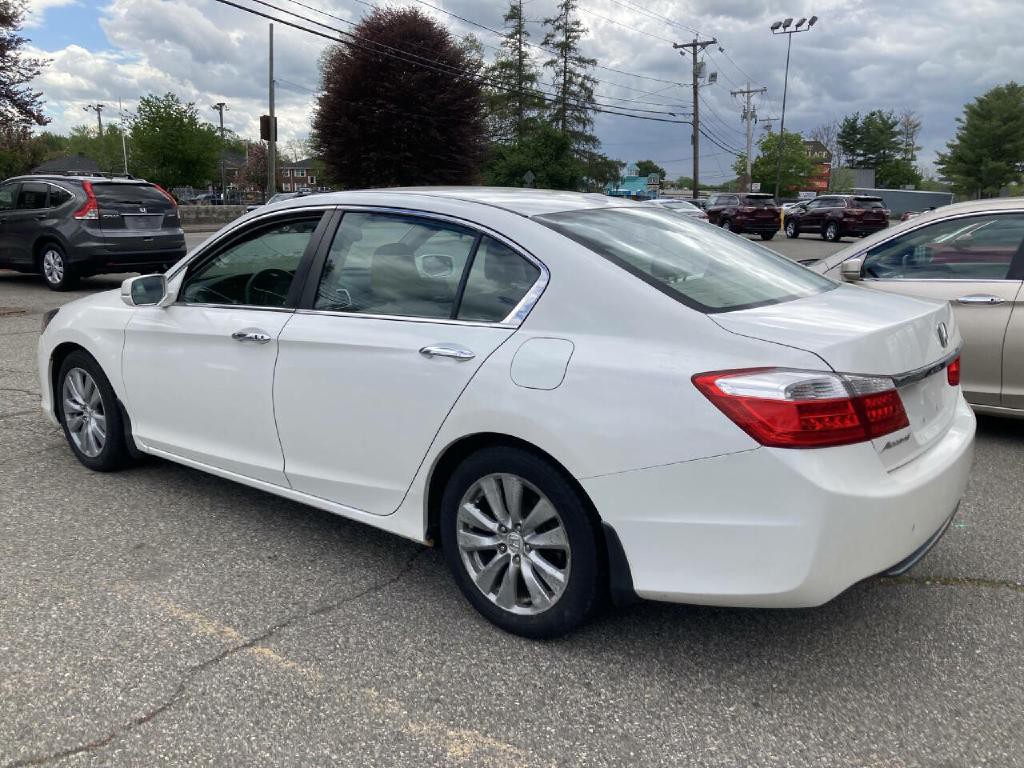 2013 Honda Accord Image 9