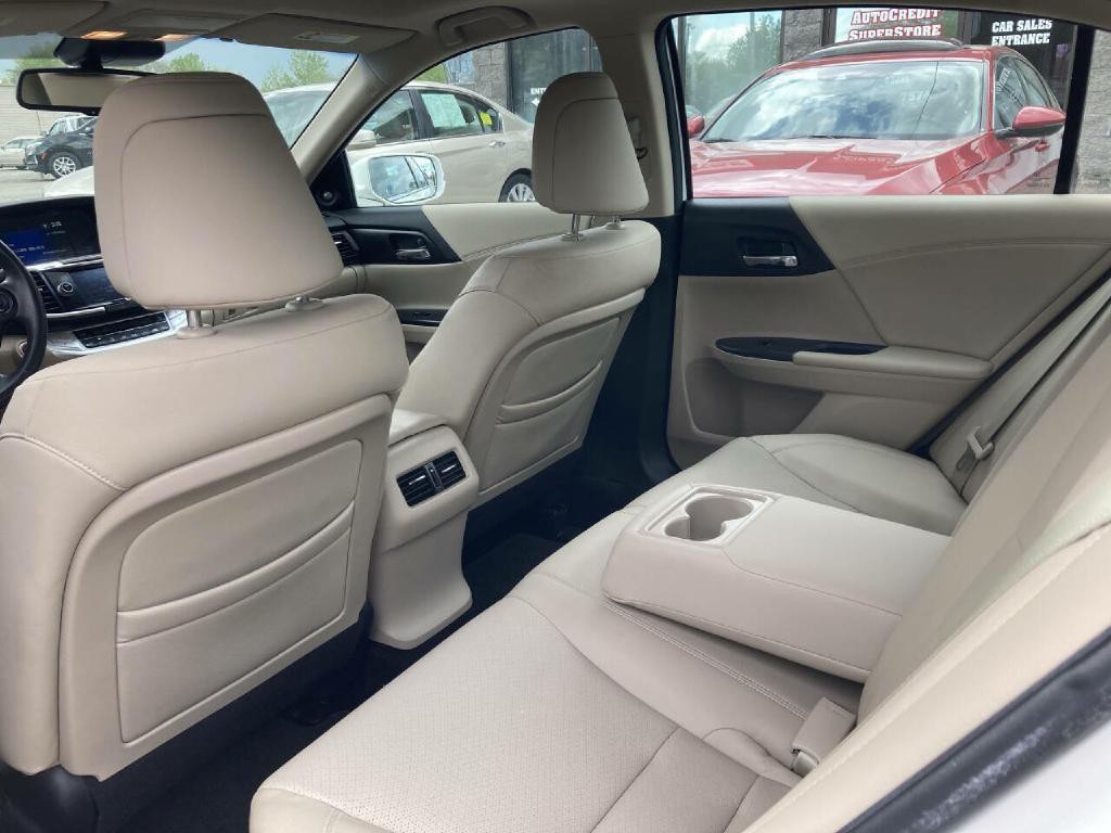 2013 Honda Accord Image 19