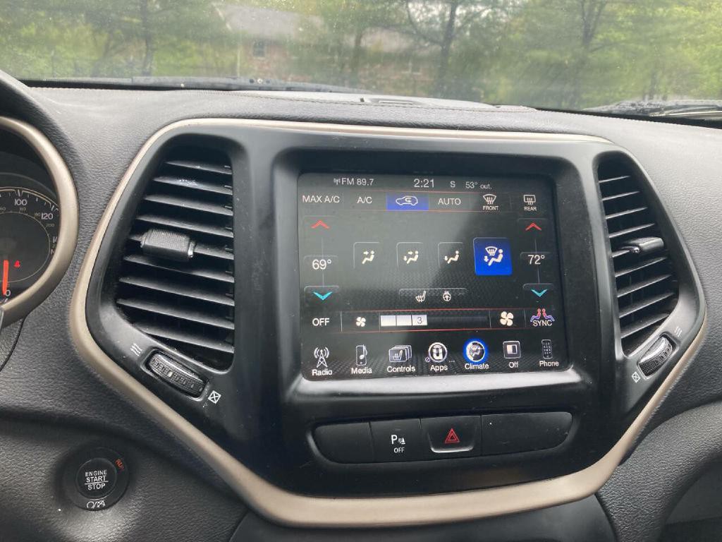 2018 Jeep Cherokee Image 8
