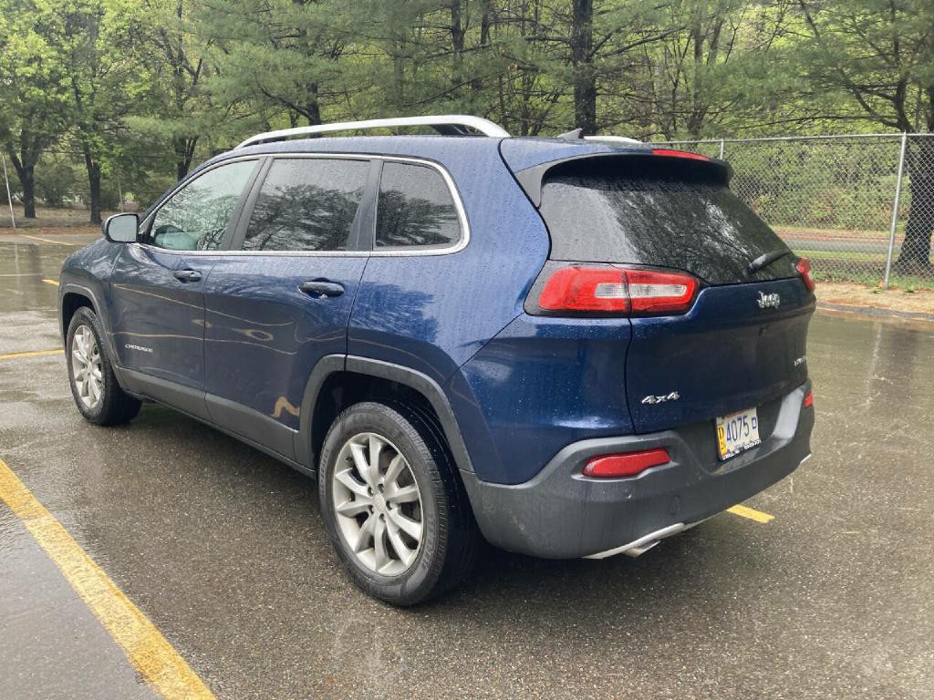 2018 Jeep Cherokee Image 18