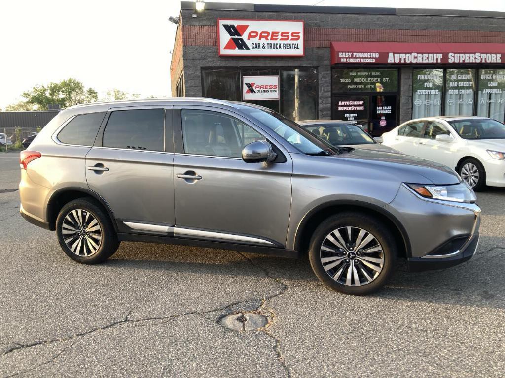 2020 Mitsubishi Outlander Image 15