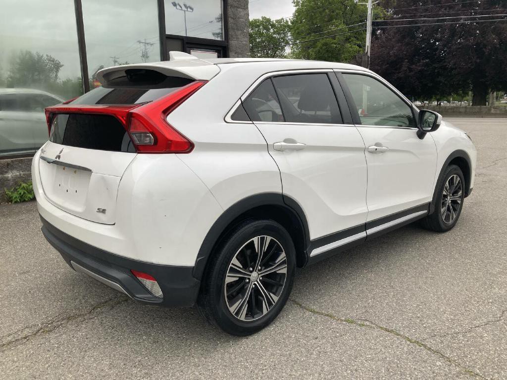 2020 Mitsubishi Eclipse Image 7
