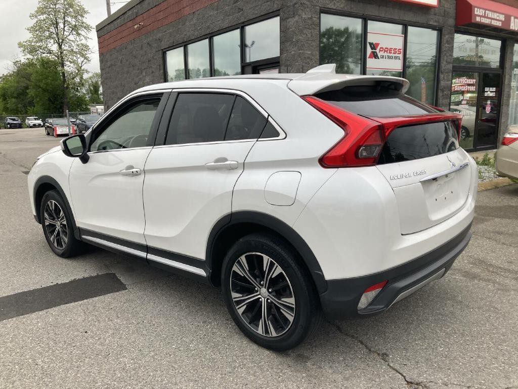 2020 Mitsubishi Eclipse Image 11