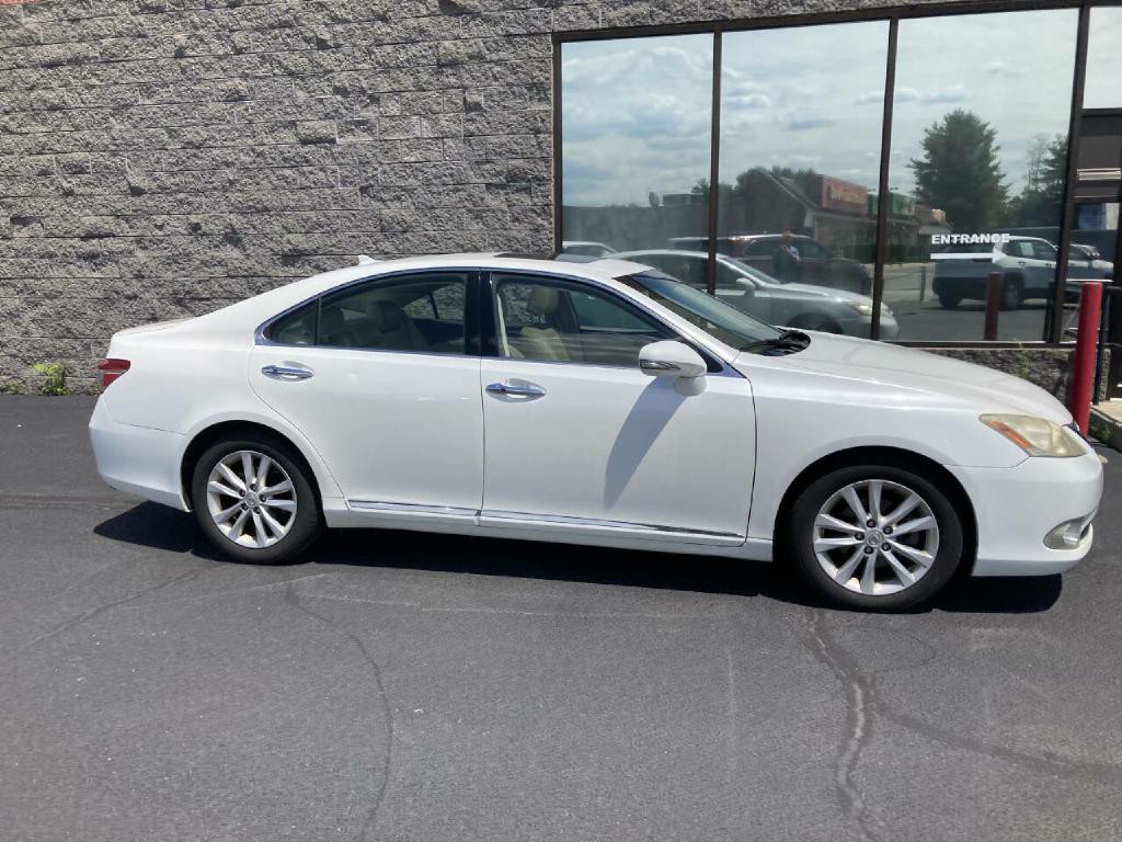 2010 Lexus ES 350 Image 4