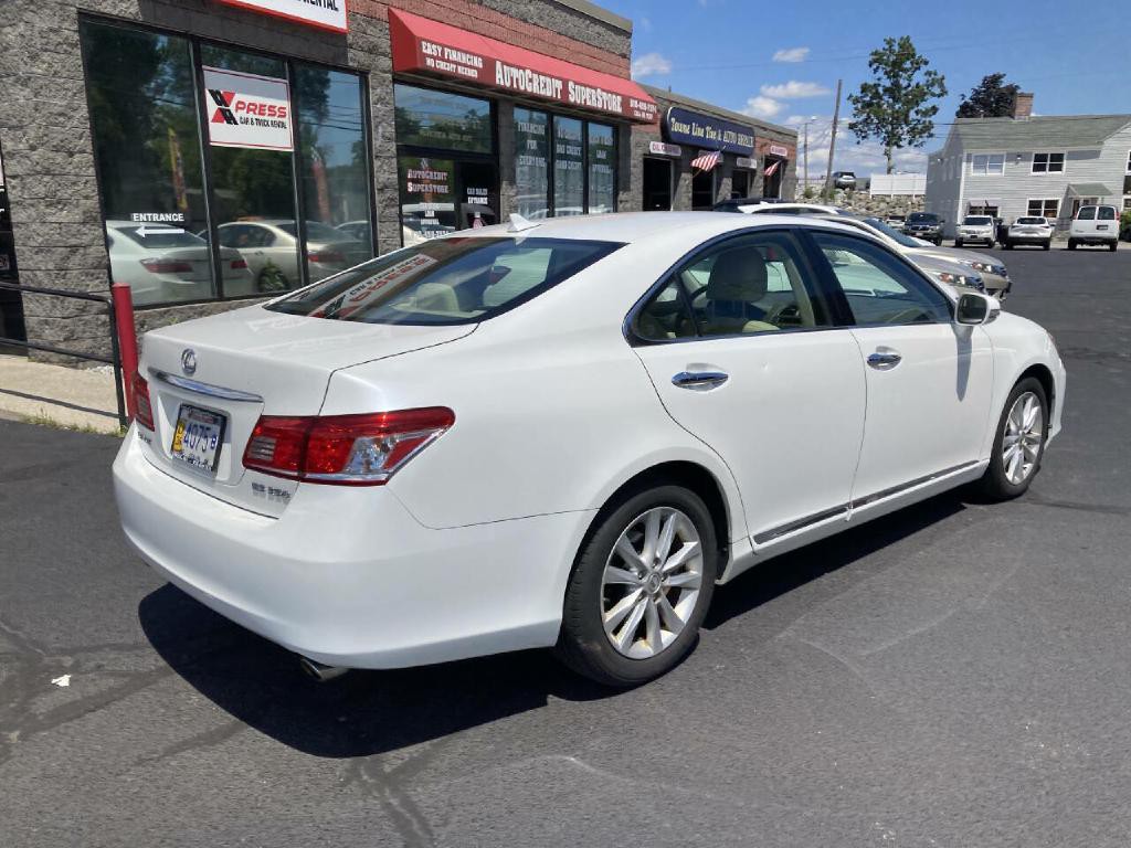 2010 Lexus ES 350 Image 6