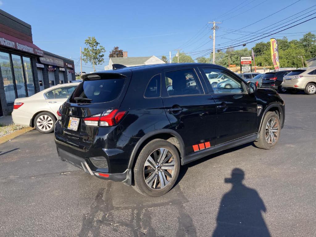 2021 Mitsubishi Outlander Image 7