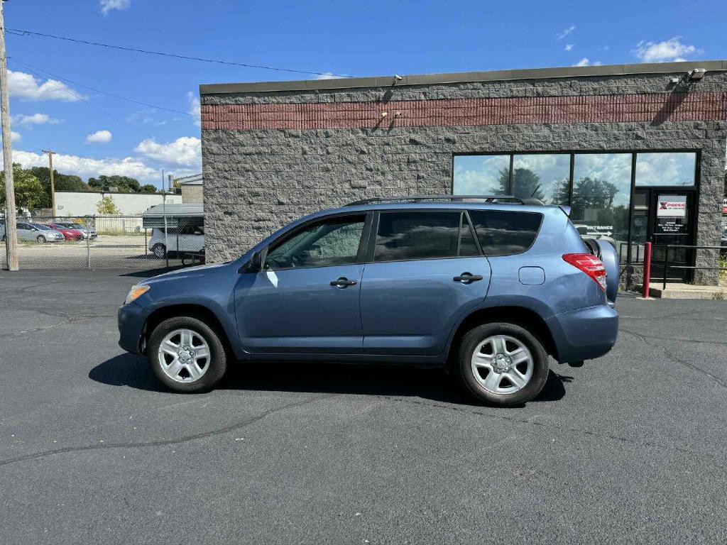 2011 Toyota Rav4 Image 2