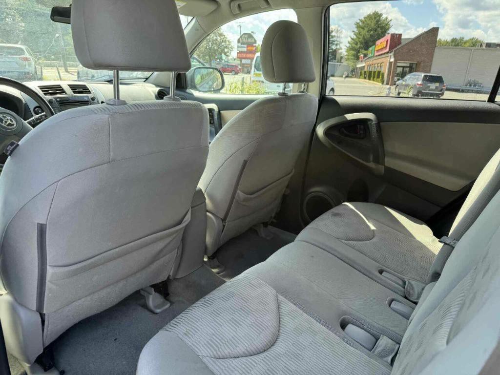 2011 Toyota Rav4 Image 14
