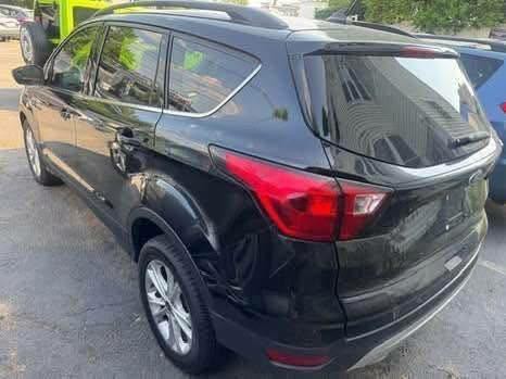2019 Ford Escape Image 3