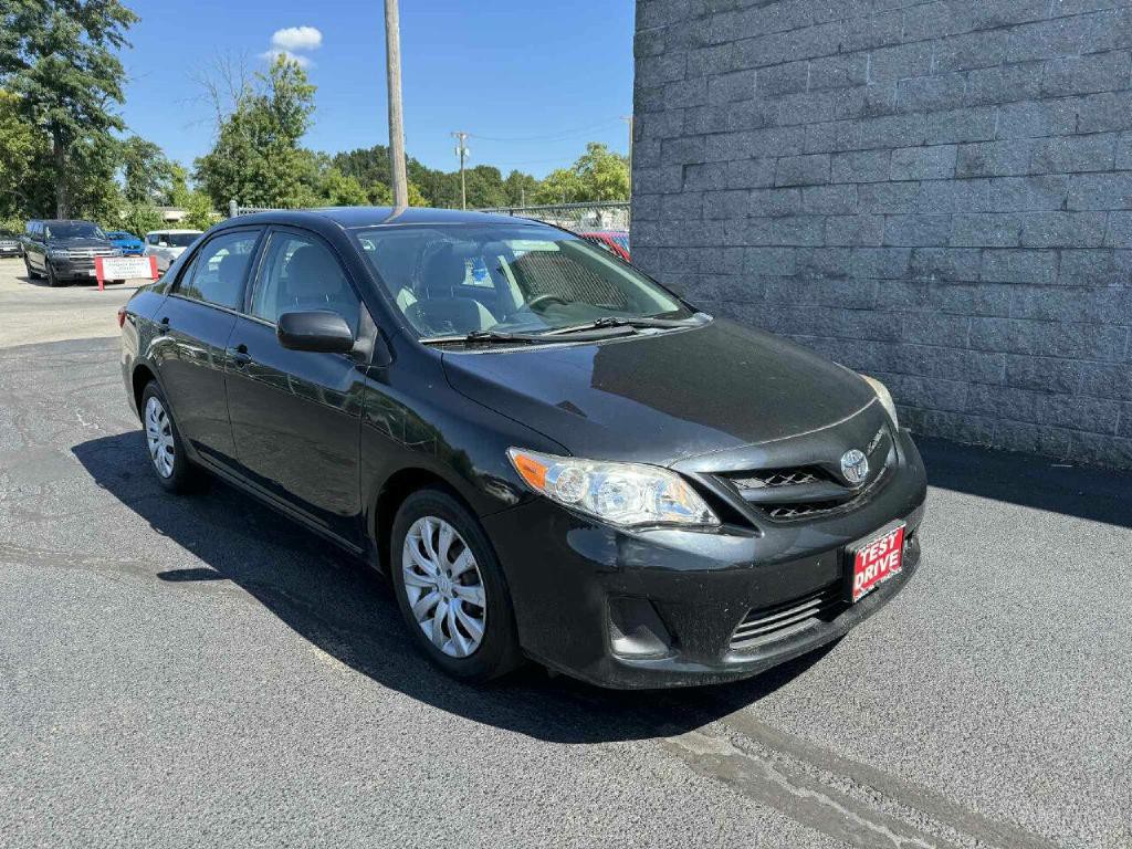 2012 Toyota Corolla Image 2