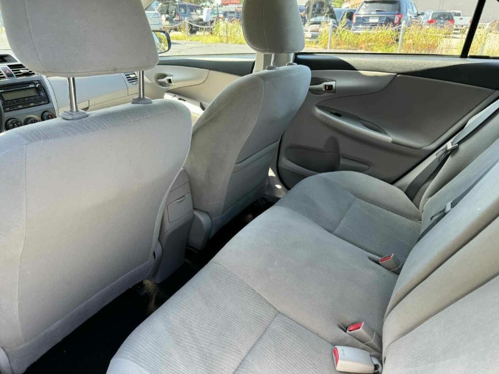 2012 Toyota Corolla Image 6