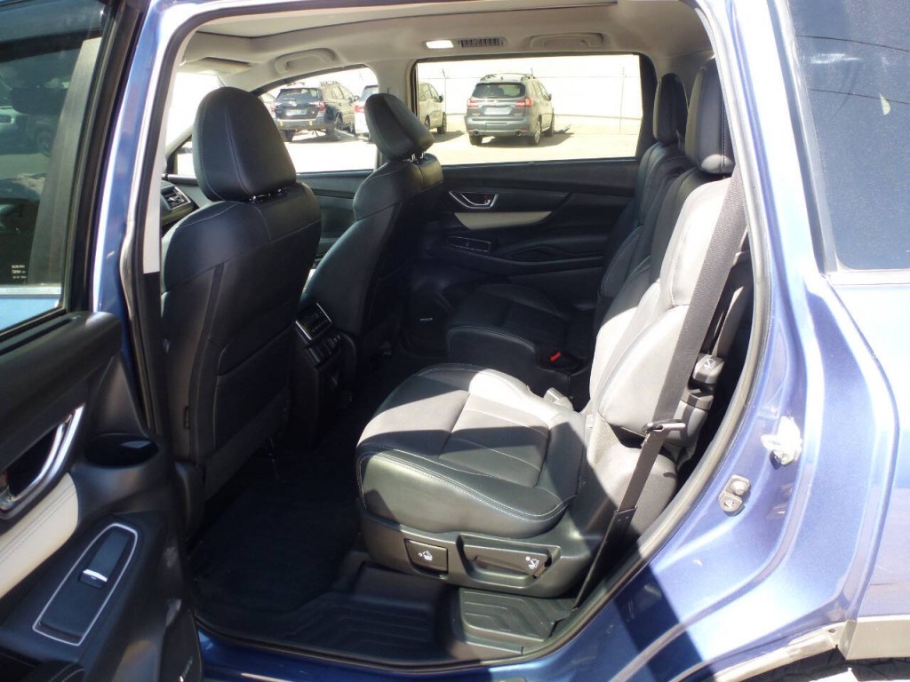 2021 Subaru Ascent Image 8