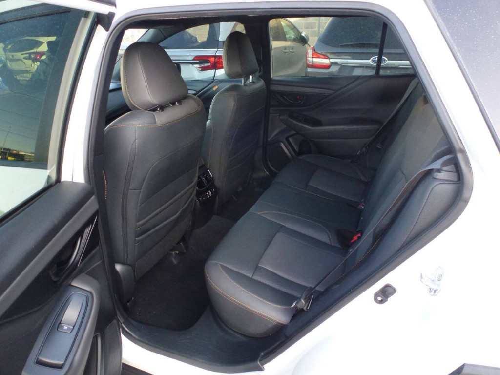 2023 Subaru Outback Image 8