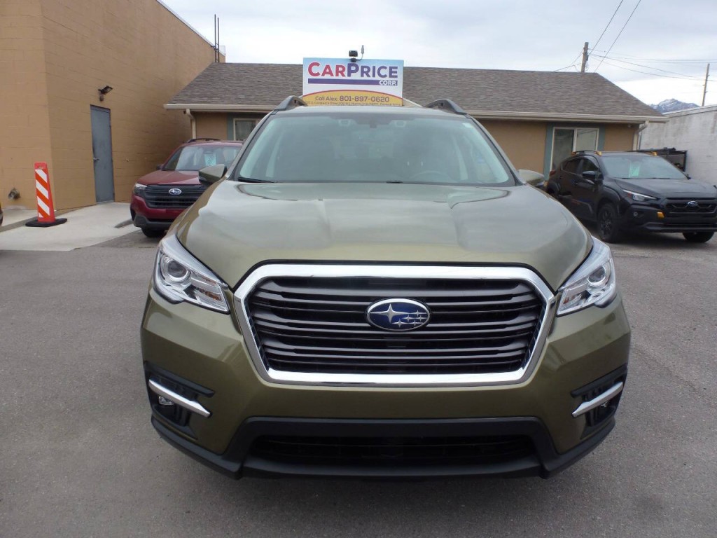 2022 Subaru Ascent Image 2
