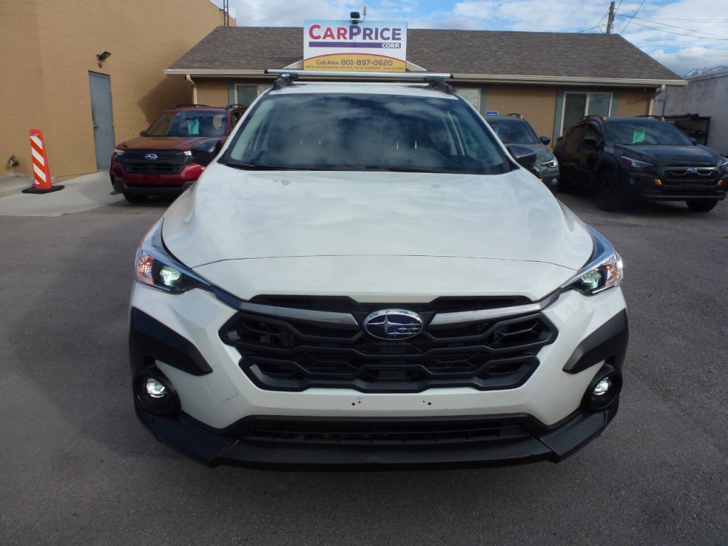 2024 Subaru Crosstrek Image 2