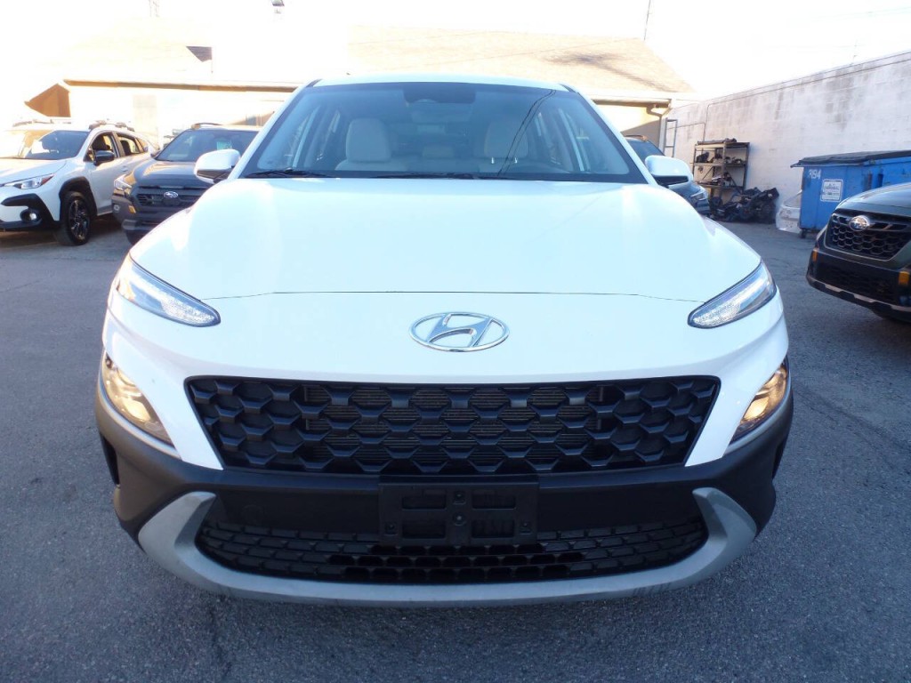2023 Hyundai Kona Image 2
