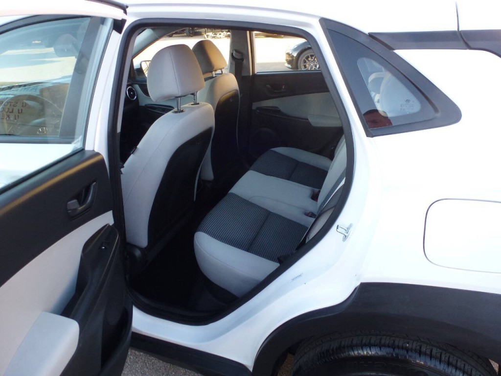 2023 Hyundai Kona Image 7