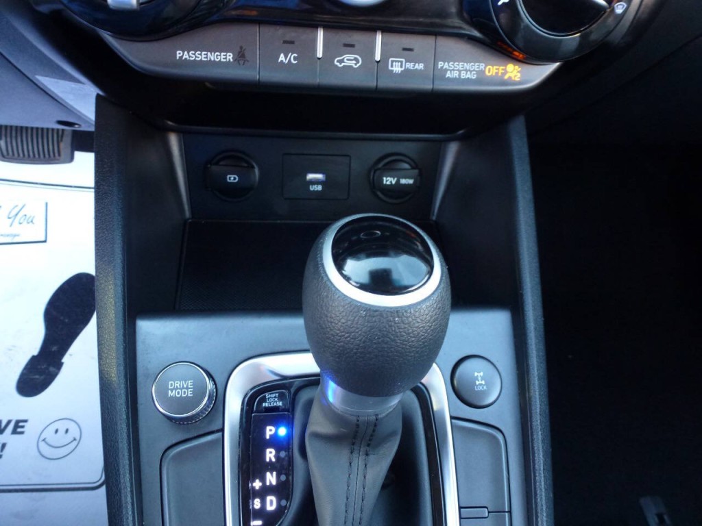 2023 Hyundai Kona Image 11