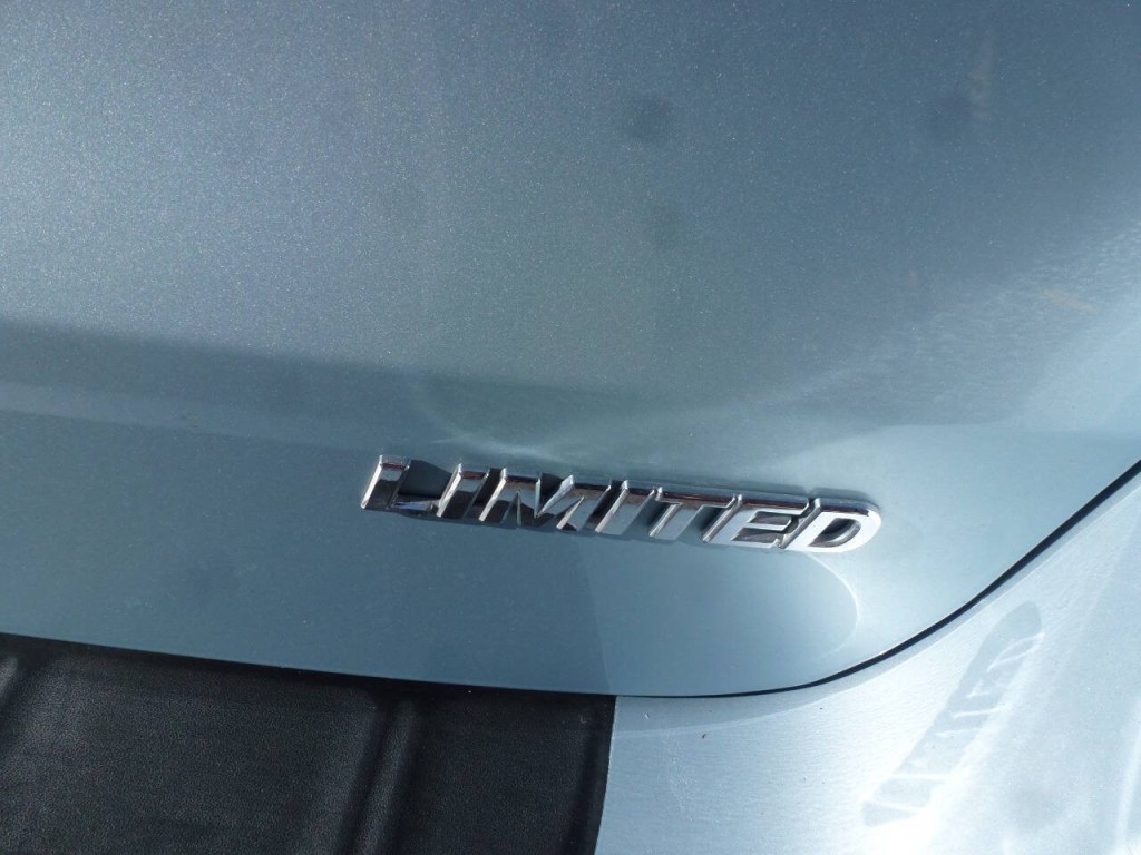 2017 Toyota Sienna Image 5